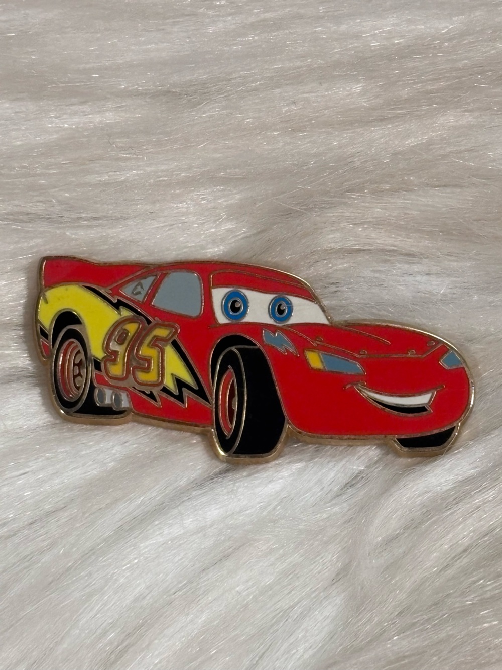 Disney Pixar Cars Lightning McQueen 2006 Vintage Pin